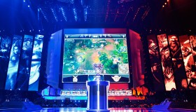 瑞士轮中韩赛区霸屏：LPL与LCK七队晋级，G2成欧美独苗