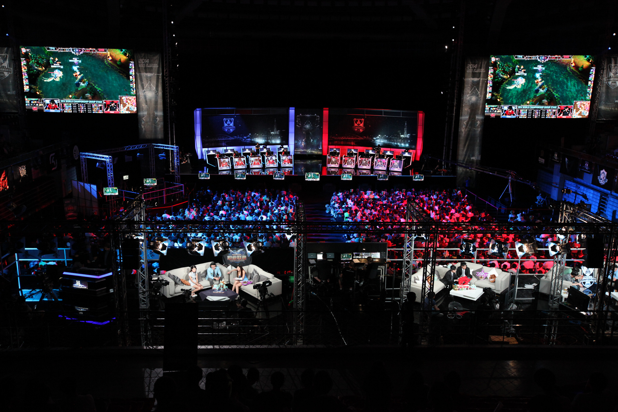 巅峰对决：TES与EDG、RNG对阵LNG，顶尖战队争夺世界赛入场券-完美电竞