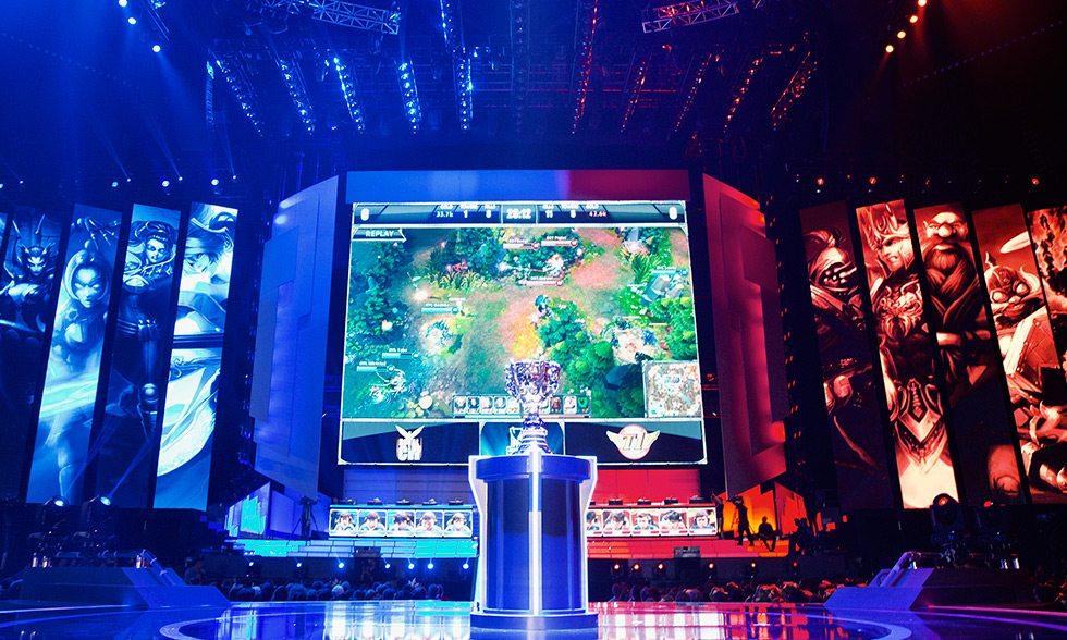 瑞士轮中韩赛区霸屏：LPL与LCK七队晋级，G2成欧美独苗-完美电竞